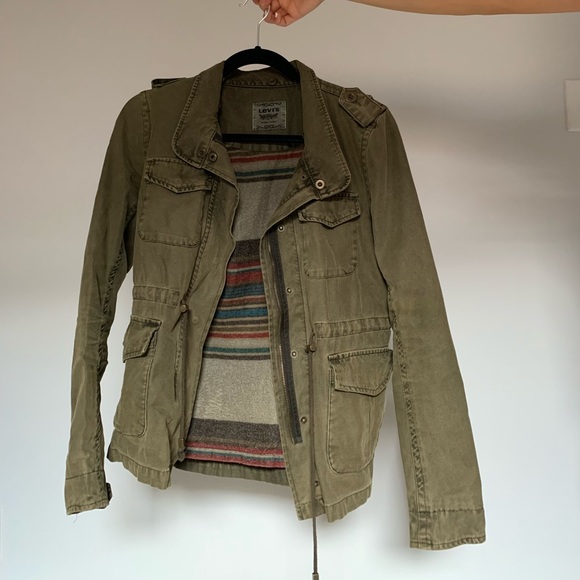 Army green levis fall jacket - Picture 1 of 3
